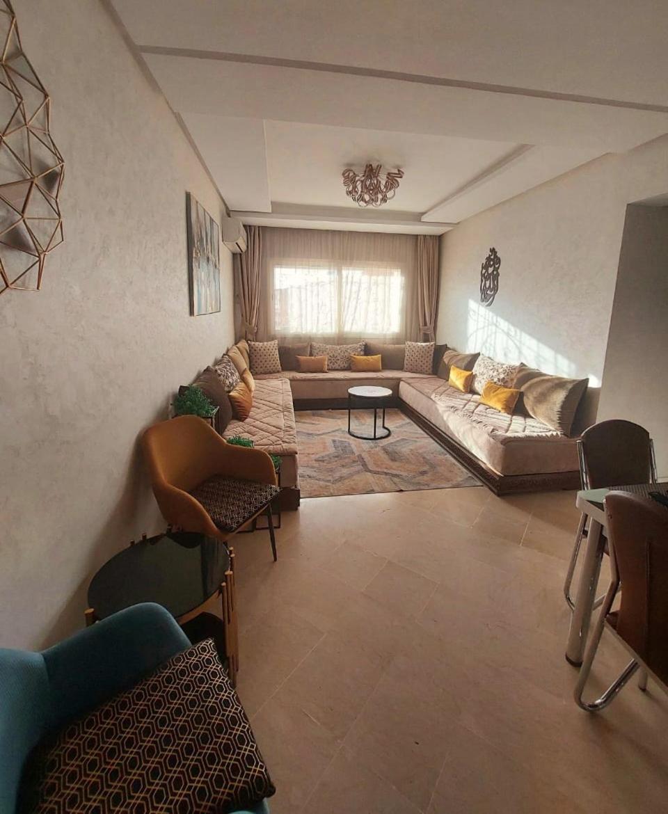 Appartement Pour Familles En Residence Avec Piscine Et Wifi Marrakesh Exterior foto